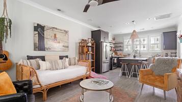2 habitaciones, tabla de planchar con plancha y wifi