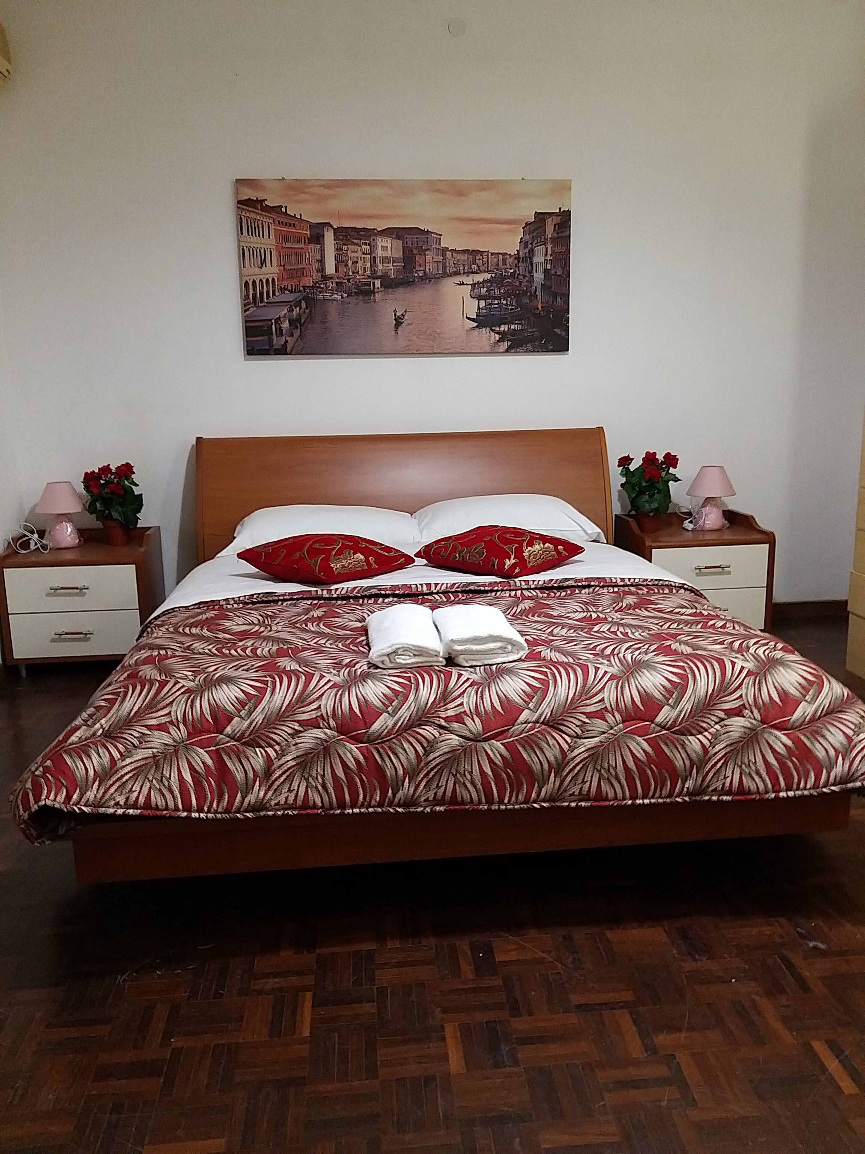 Standard-Dreibettzimmer, Gemeinschaftsbad