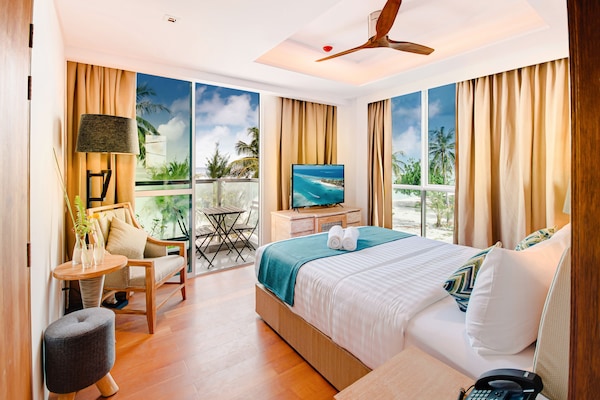 1 bedroom, premium bedding, memory foam beds, minibar