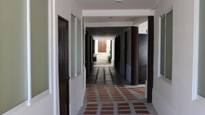 Lorong