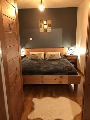 1 chambre, fer et planche à repasser, Wi-Fi, draps fournis