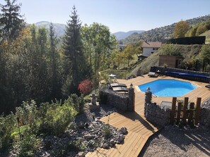 Outdoor pool, a heated pool - Apartment in La Bresse with heated heated pool (La Bresse)