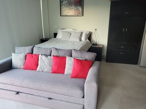 1 bedroom, free WiFi, bed sheets
