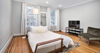 Viehättävä 2 BR / 1 BA Apt - Minuuttia NYC: hen!