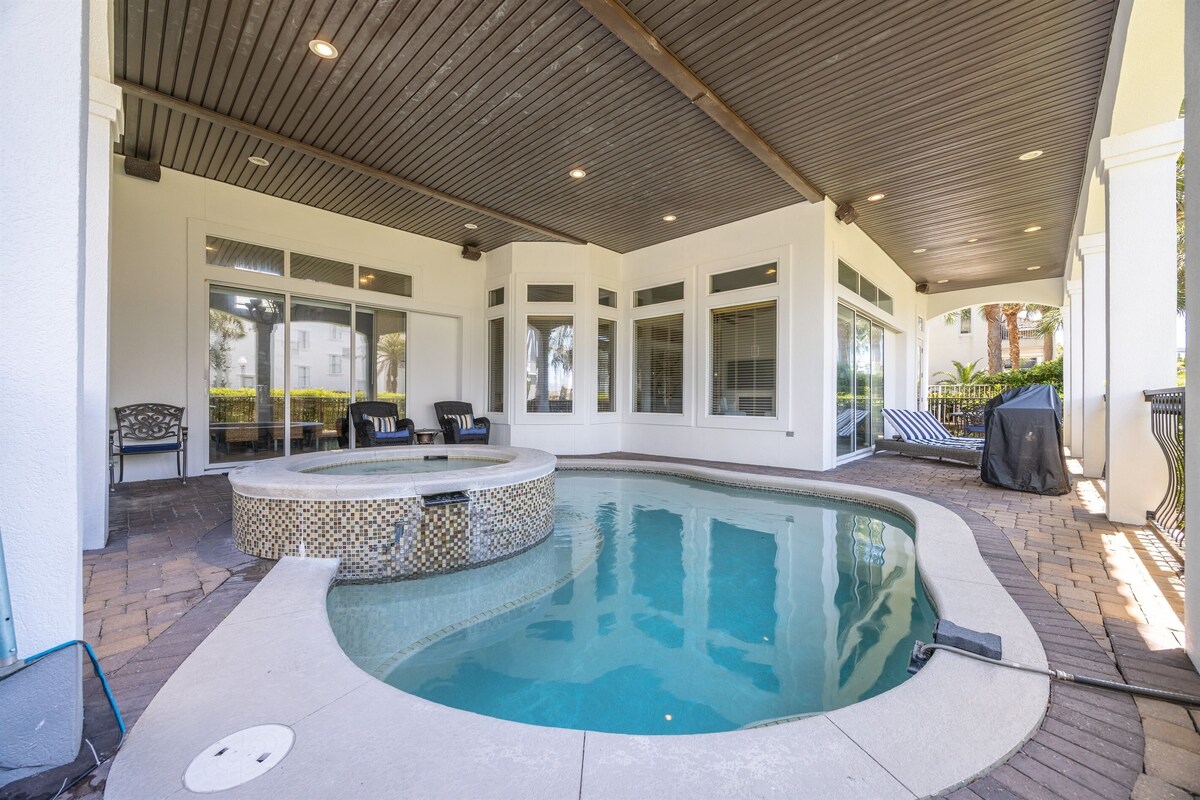 Photo 21 of Private Pool! 6 Seater Golf Cart! 4 Chairs 2 Umbrella Set Up! Ping Pong!