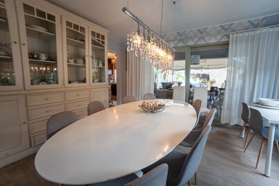 De Witte Merel holiday villa with glamping and wellness.