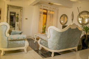 Interior - Mina Shuffaa (3 Bedroom) (Nyali)