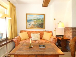 Unclassified image, 4 of 19, button