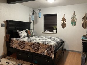 2 chambres, fer et planche à repasser, Wi-Fi, draps fournis