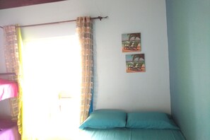 2 dormitoris, planxa i posts de planxar, wifi gratuïta i roba de llit