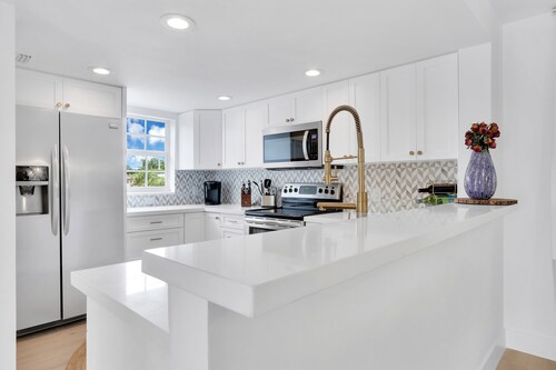 Beautiful  Townhouse, a few steps from the Beach