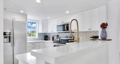 Beautiful Townhouse, a few steps from the Beach
