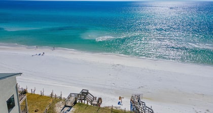 Päivitetty Blue Mountain Beach Condo! Ihanteellinen pariskunnille ja pienille perheille 🌞