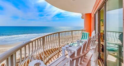 WOW 25ft WRAP AROUND BALCONY/FLOOR2CEILING GLASS/BEST VIEW IN TOWN/UPGRADED