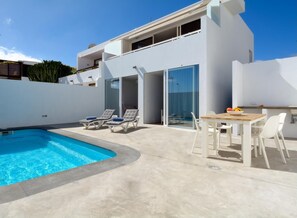 Outdoor dining - Villa Sunrise Private Pool Puerto del Carmen By PVL (Puerto del Carmen)