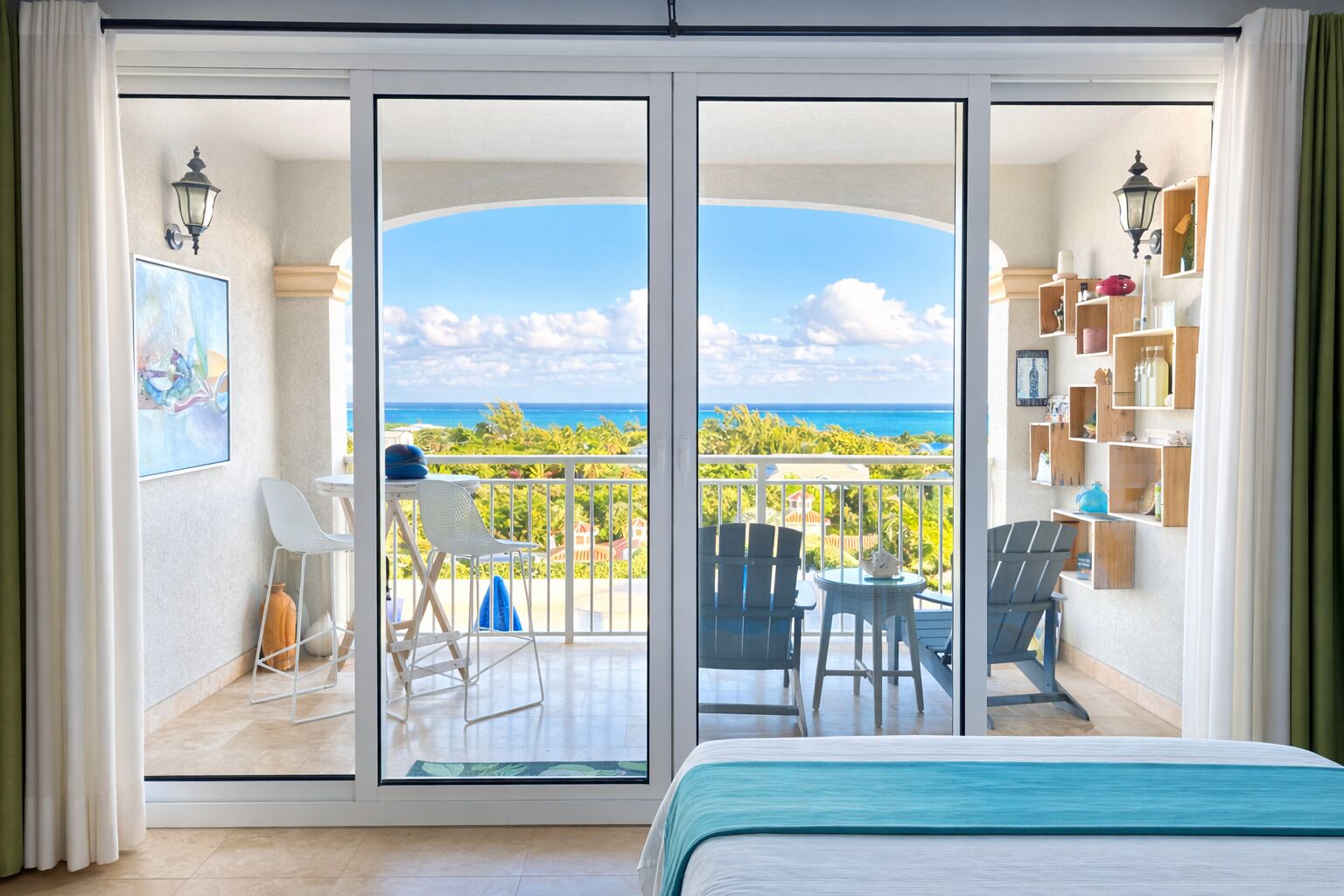 1 soverom, safe på rommet, skrivebord og strykejern/-brett