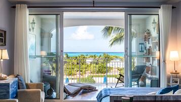 1 soverom, safe på rommet, skrivebord og strykejern/-brett