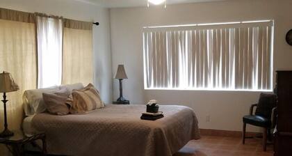 Pheasant Run Lodge - Studio