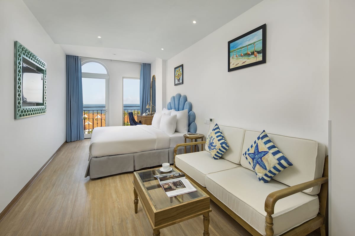 Luxury Apartment, 1 Bedroom, Sea View | 1 bedroom, in-room safe, desk, blackout curtains