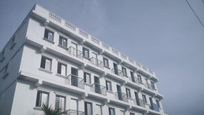 Exterior detail - Jerusalem of Cancun Pansion Apts. (Cancun)