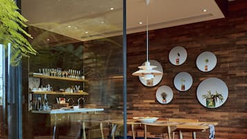 Rooftop Suite | In-room dining