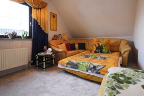 2 chambres, fer et planche à repasser, accès au Wi-Fi (inclus)