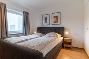 1 habitación, cuna de viaje y wifi gratis 