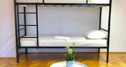 Mil Pasos Penthouse Hostel