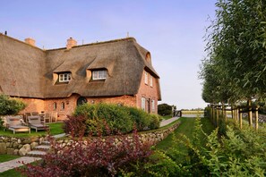 Nicht klassifiziertes Bild, 4 von 15, Schaltfläche