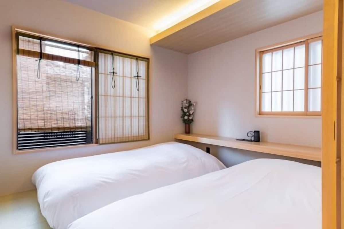 1 Schlafzimmer, hochwertige Bettwaren, Minibar, Zimmersafe