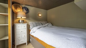 Room - Péniche Rayclau (Braine-le-Comte)