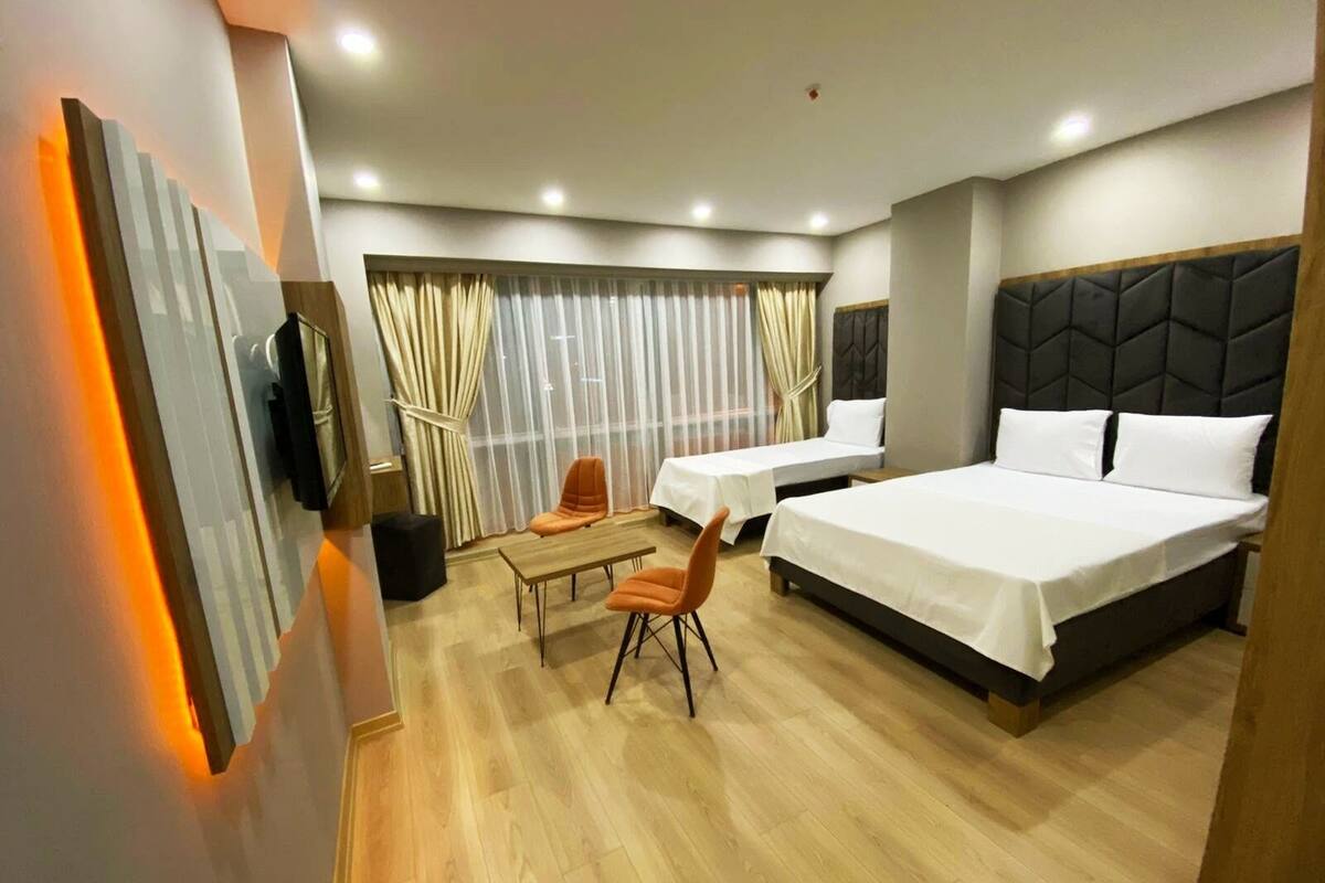 Family Room | Minibar, WiFi (free)