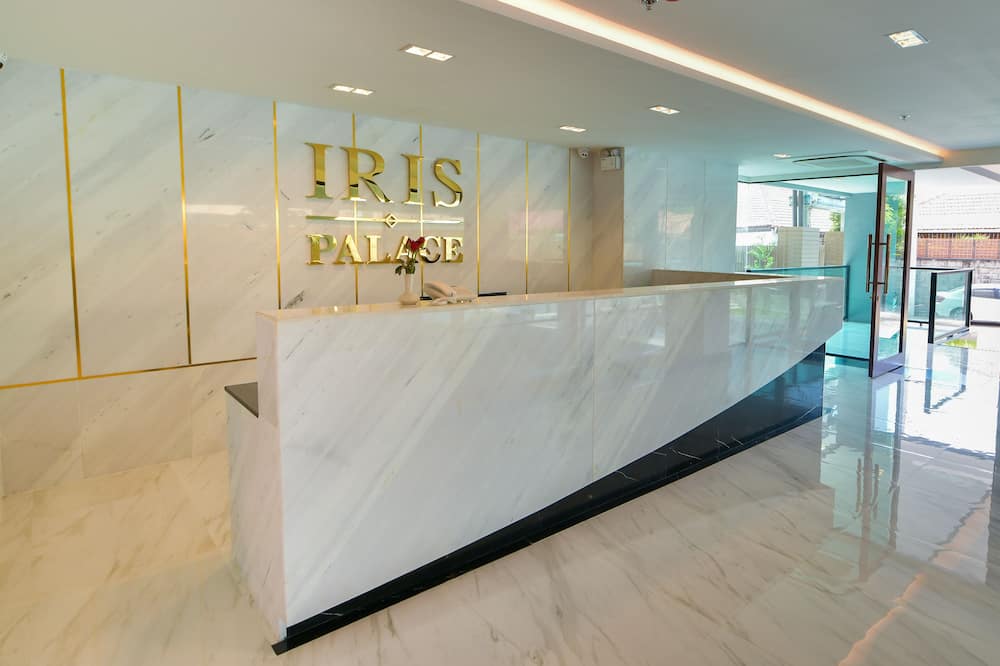 Iris palace