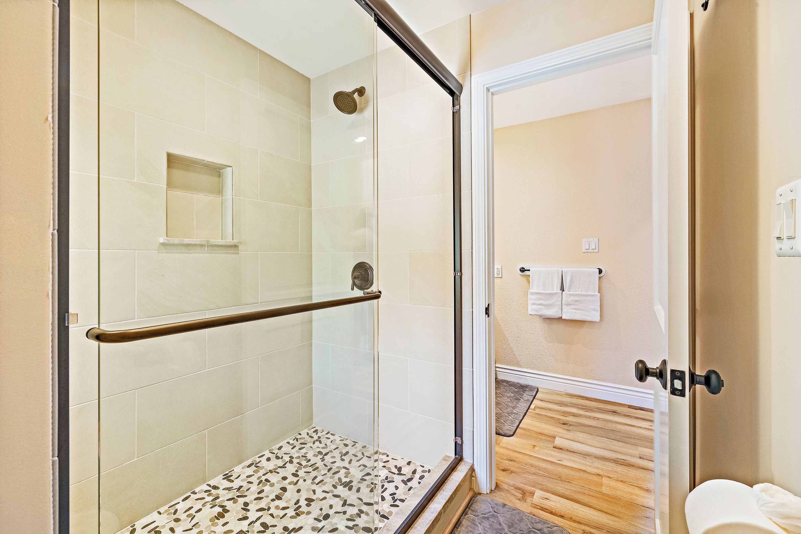 Bathtub, hair dryer, towels