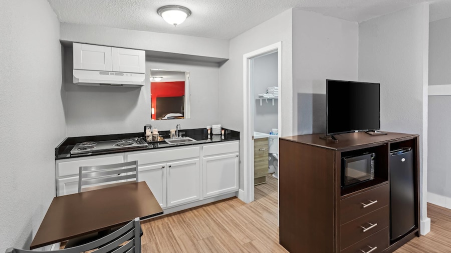 Rodeway Inn Kingsland - Lake LBJ