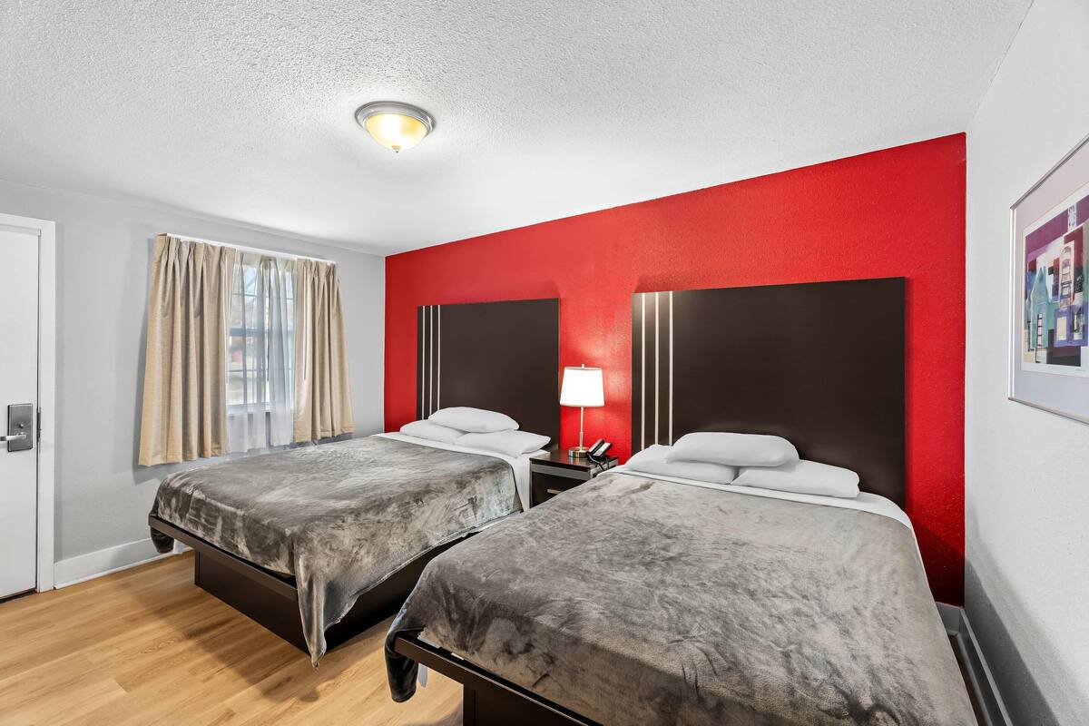 Laptop workspace, blackout drapes, WiFi (free), individually decorated