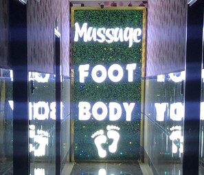 Phòng trị liệu đôi, massage đá nóng, dịch vụ massage 