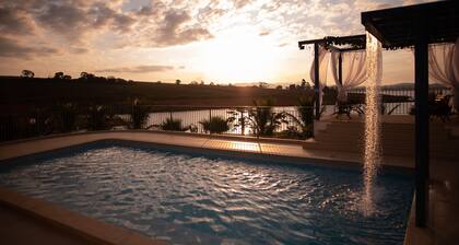 GREAT HOUSE ON LAKE OF FURNAS