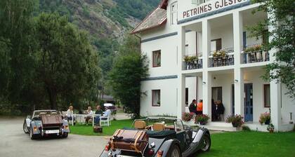 Petrines Guesthouse
