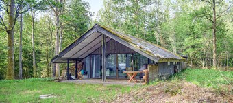 Awesome home in Annerstad with sauna