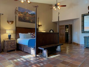 4 camere, ferro/asse da stiro, Wi-Fi gratuito, lenzuola