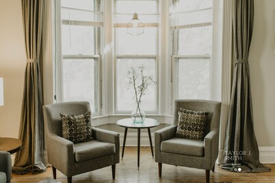 ESPECIAL DE INVIERNO: a pasos del centro de la ciudad: 2 habitaciones, 1 baño, totalmente remodelado