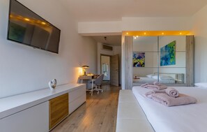 3 bedrooms, in-room safe, free WiFi, bed sheets - Beautiful home in Pula (Pula)