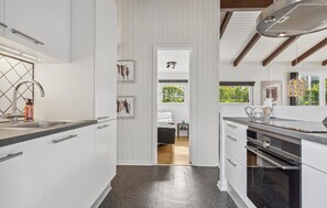 Kühlschrank, Herdplatte, Geschirrspüler