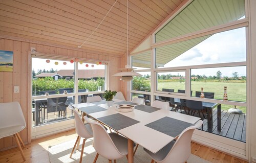 Nice home in Væggerløse with sauna