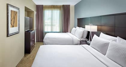 Accessible 2-Bedroom Suite w/ 3 Beds, Anaheim