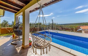 Outdoor pool - Lovely home in Krnica (Krnica)