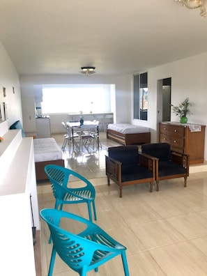 Apartamento exclusivo (6) | Sala de estar | Una televisión de pantalla plana