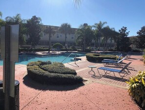 Alberca al aire libre