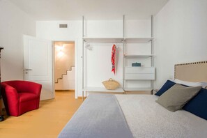 3 camere, ferro/asse da stiro, lenzuola